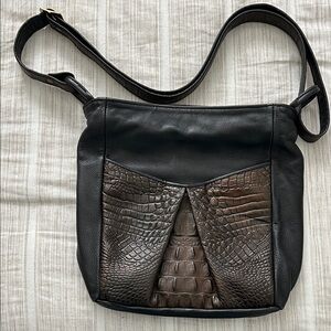 D’Onofrio Black and Brown Alligator Textured Shoulder Bag